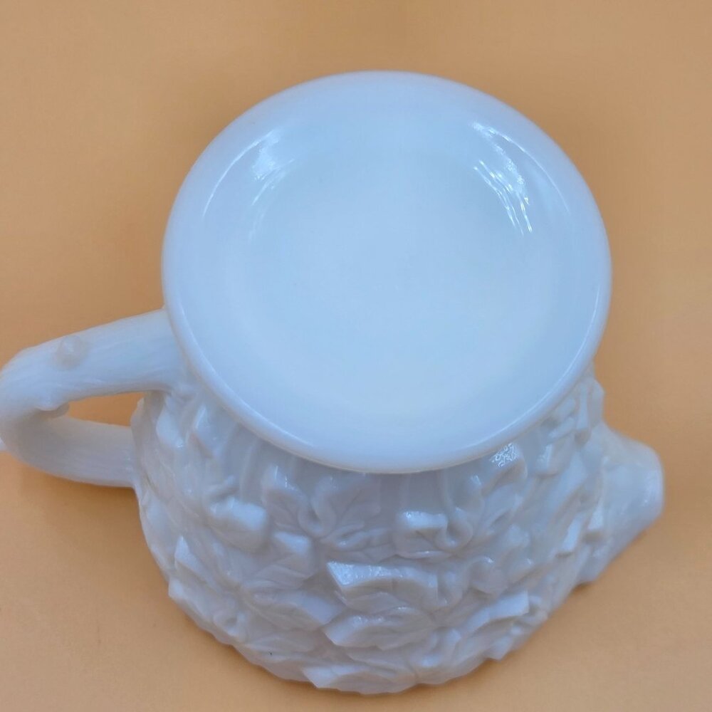 Westmoreland Bramble Milk Glass Creamer and Sugar Set Vintage - Picture 4 of 14